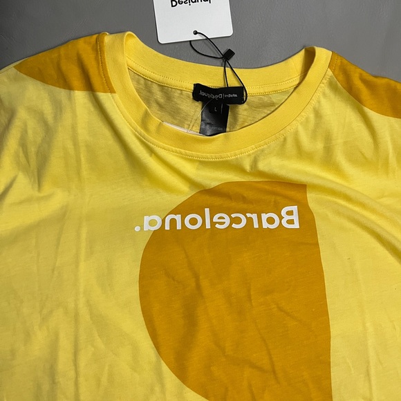 NWT - Desigual Adult Barcelona Monogram Short Sleeve T Shirt - Men L / Women XL - Picture 5 of 11